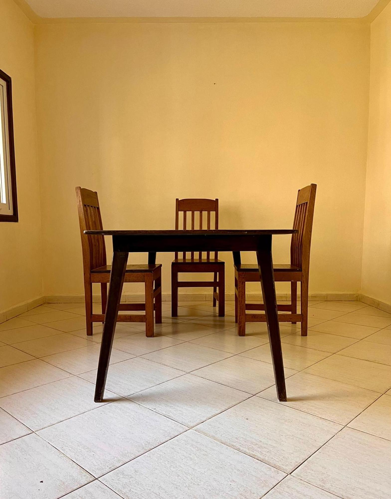 Akogo House - Bnb , Hostel, Backpackers & Volunteer Center Mombasa Ngoại thất bức ảnh