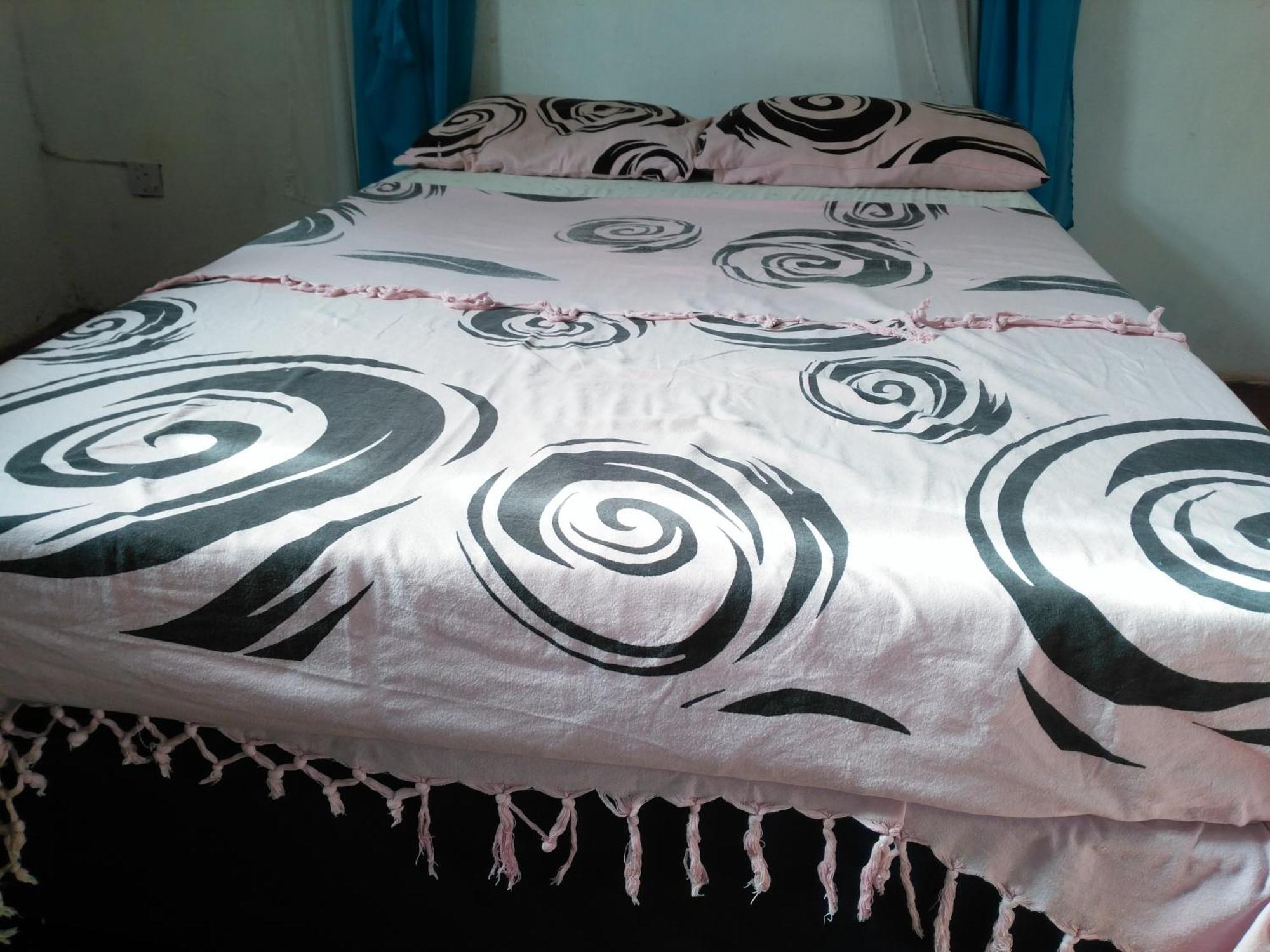 Akogo House - Bnb , Hostel, Backpackers & Volunteer Center Mombasa Ngoại thất bức ảnh